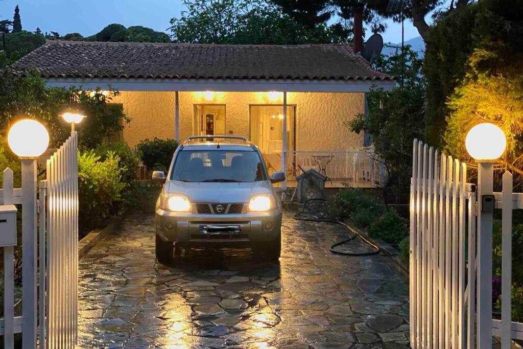 Koko'S Summer House Nea Makri Bagian luar foto